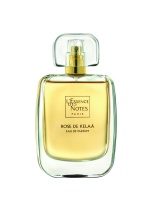 Klares Flakondesign von Rose de Kelaâ Eau de Parfum, das seine goldene Flüssigkeit betont.
